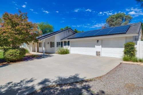 16048 Abana Ct, Ramona, CA 92065-4648