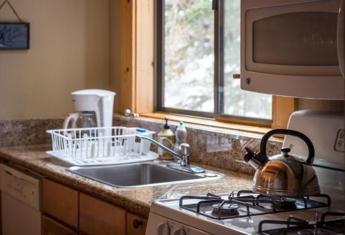 3015 Silver Strike, Truckee CA  96161-4207 exterior