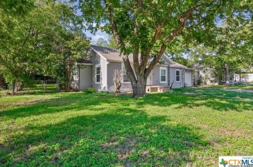 105 14th Ave, Morgans Point, TX 76513-2135