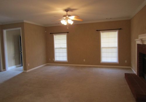 1259 Saxony Dr, Conyers GA  30013-6611 exterior