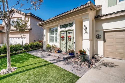 1083 Forest Lake Dr, Chula Vista, CA 91915-1222