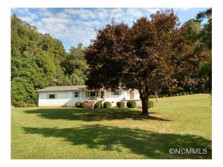 5995 Howard Gap Rd, Saluda, NC 28773-9901