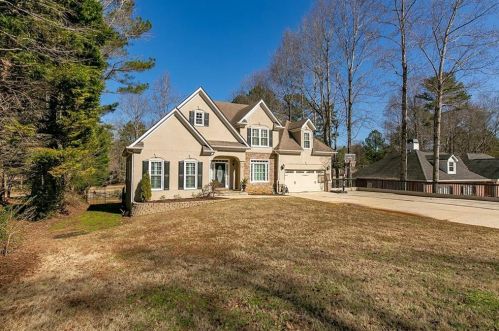 73 Clubview Dr, Newnan, GA 30265-1263