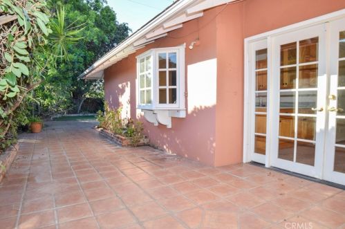 915 Hilda St, Anaheim CA  92806-4844 exterior