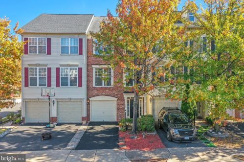 12203 Desoto Falls Ct, Bristow, VA 20136-2172