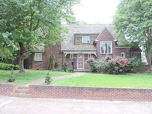 129 Mountain View Ave, Danville, VA 24541-3615
