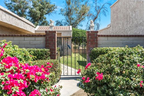 7670 Calle Mazamitla, Palm Springs, CA 92264-6706