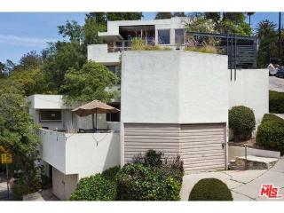 3631 Carnation Ave, Los Angeles, CA 90026-1105