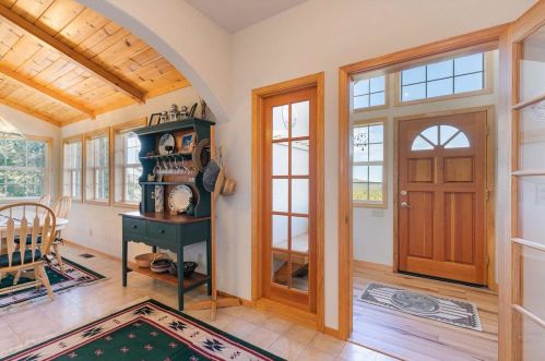 11896 Rhineland Ave, Truckee CA  96161-7070 exterior