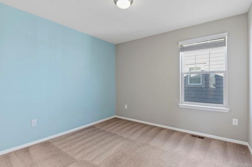 1075 Grand Baker Ct, Aurora CO  80018 exterior