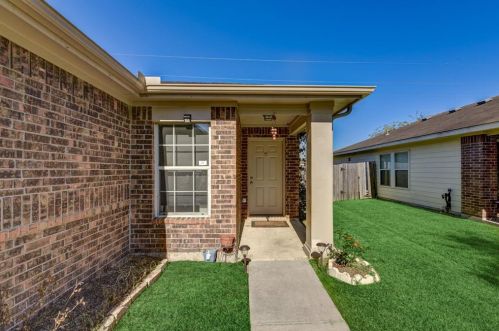 18142 Sorrell Oaks Ln, Richmond TX  77407-2496 exterior