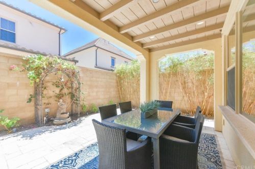82 Cherry Tree, Irvine CA  92620-7301 exterior