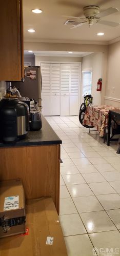 15 Barnett Pl, Piscataway NJ  08854-5301 exterior