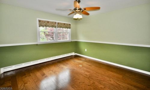 25 Elizabeth Dr, Dover NJ  07869-1307 exterior