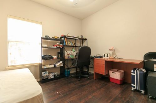 1101 Whistle Stop Dr, Fort Worth TX 76131-4924 exterior