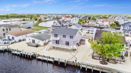 63 Amherst Dr, Berkeley Township, NJ 08721-1501