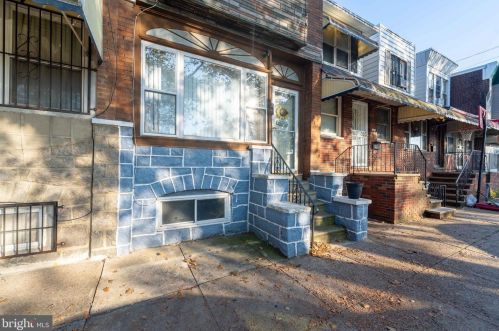 2647 3rd St, Philadelphia, PA 19133-3102