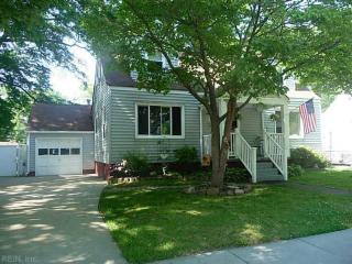 1028 Warwick Ave, Norfolk, VA 23503-3820