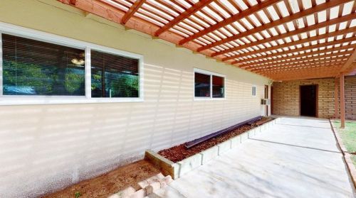 132 Broadbent Dr, Riverside CA  92507-4809 exterior