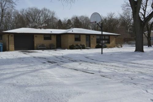 1500 Sugar Ford Way, Joliet, IL 60433-3007
