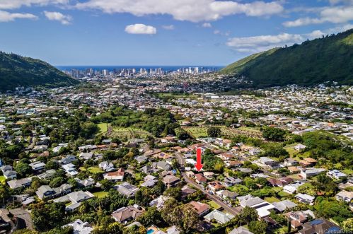 3588 Alani Dr, Honolulu HI  96822-1412 exterior