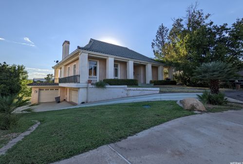 975 Cactus Cir, Saint George, UT 84790-7801