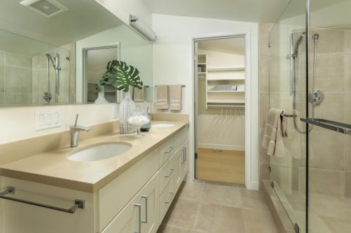 61 Coronado Ave, Los Altos CA  94022-2220 exterior