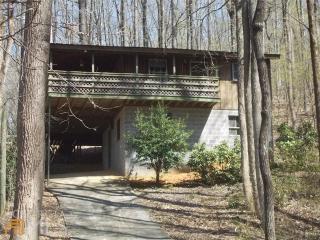 118 Poverty Rd, Murrayville, GA 30564-3630