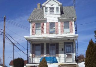 363 Pursel St, Delaware Park, NJ 08865-3450