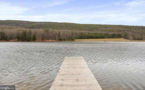 1195 Warden Lake A B Dr, Wardensville WV  26851-8192 exterior