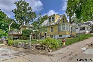 3918 14th St, Omaha, NE 68107-2209