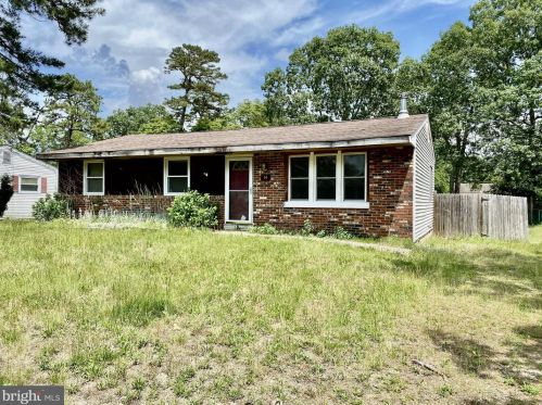 14 Bella Coola Trl, Browns Mills, NJ 08015-6634