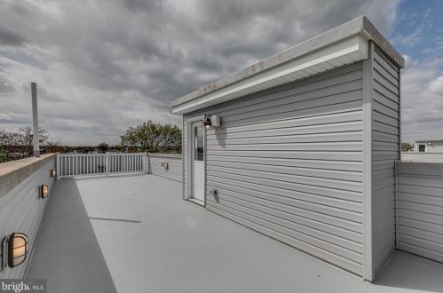 1719 27 St, Philadelphia PA 19121-2824 exterior