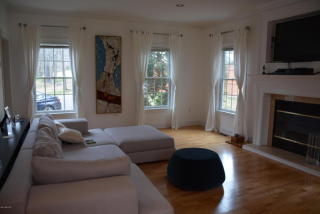 82 Brookside Dr, Greenwich CT  06831-5345 exterior