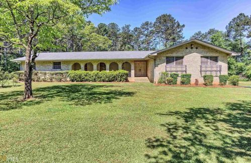 274 Salem Dr, Mcdonough, GA 30253-4716