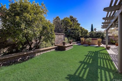 14912 Elm Ave, Irvine CA  92606-2611 exterior