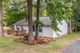 6630 Welch Dr, Chesterfield, VA 23832-8539