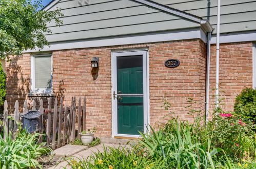 317 Nottingham Ave, Glenview, IL 60025-5021
