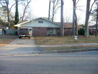 2737 Murray Ave, Norfolk VA  23518-4610 exterior