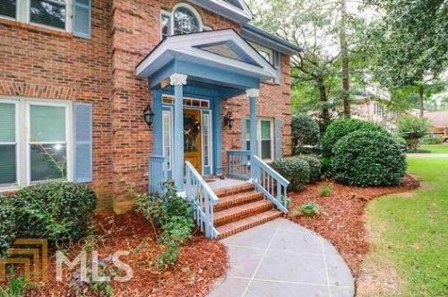 106 Crest Pointe, Warner Robins, GA 31088-7523