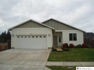 3222 10th St, Lebanon OR  97355-1193 exterior