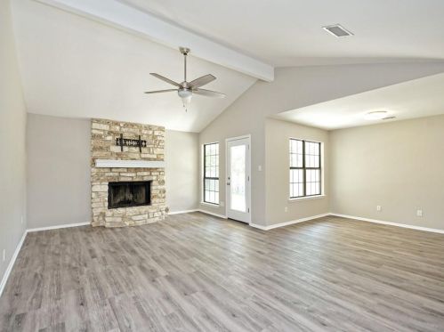 8302 Farmington Ct, Austin TX  78736-1744 exterior