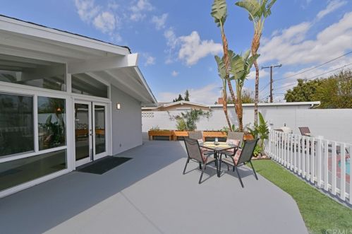 926 Agate St, Anaheim CA  92804-4421 exterior