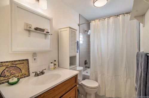 1001 Cortez St, Denver CO  80221-3572 exterior