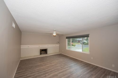 6375 Westview Dr, Riverside CA  92506-5325 exterior