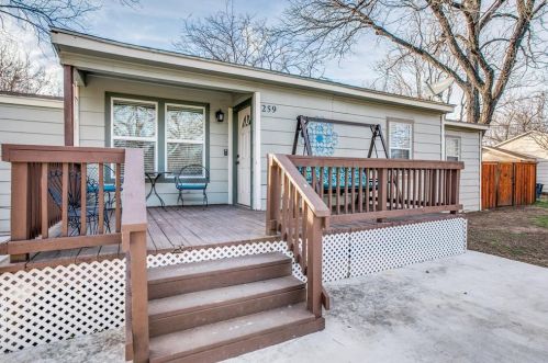 259 Byron St, Fort Worth TX  76114-3814 exterior