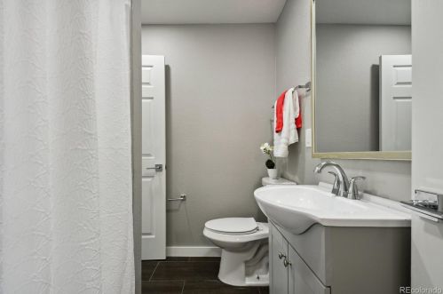 842 Grove St, Denver CO  80204-3223 exterior