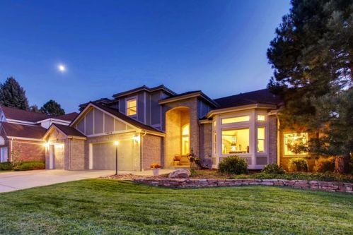 16450 Berry Ave, Denver, CO 80015-4051