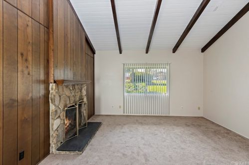4280 Watkins Dr, Riverside CA  92507-4874 exterior
