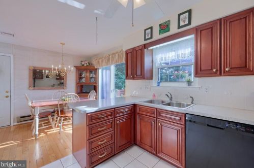 1026 Monticello Ln, Lancaster PA  17603-9409 exterior